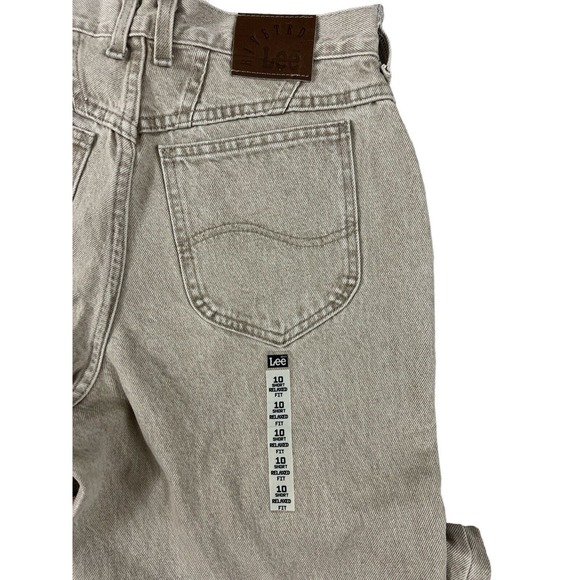 New Riveted Lee Women Short Relaxed Fit Beige Jeans Sz 10 - Picture 5 of 5